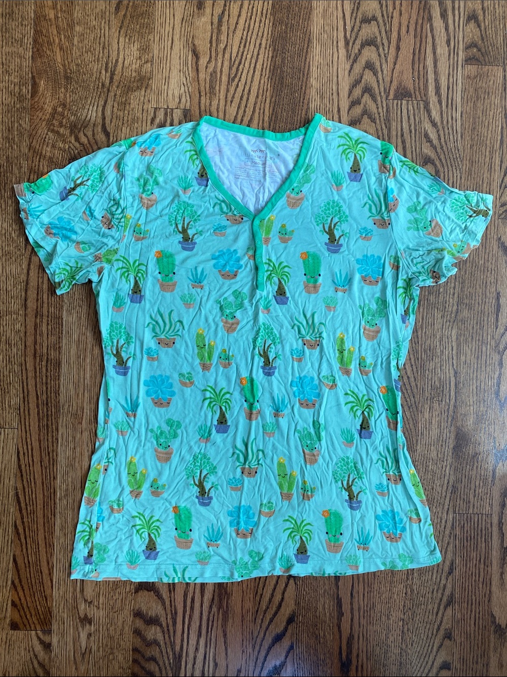 Little Sleepies women’s succulent love short sleeve pajama top, size M. Like new
